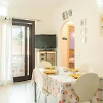 Casa Vacanze A Valledoria Διαμέρισμα *